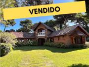 GRAN CHALET A POCAS CUADRAS DE LA PLAYA