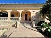 Gran Chalet con piscina y vistas a la montaña en Portol...