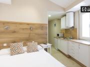 Gran estudio en alquiler cerca de los jardines de...