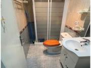 GRAN ESTUDIO EN TORREVIEJA: 1 BAÑO