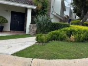 GRAN JARDIN VENDO EXC ELENTE CASA