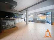 Gran local con terraza y múltiples posibilidades