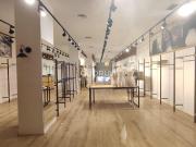 Gran local Ercilla junto al hotel