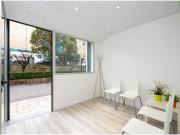 Gran local junto a Colegio El Carmelo. Ideal negocio,...