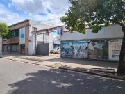 Gran lote sobre 1ero de Mayo y Cerrito ideal para construir