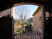 Gran masía fortificada del siglo XIV situada en el...