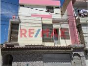 ¡Gran Oportunidad! Casa De 3 Pisos Con 16 Habitaciones...