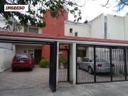 GRAN OPORTUNIDAD! CASA DÚPLEX EN VENTA – JARDINES...
