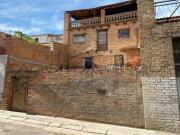 ! GRAN OPORTUNIDAD, CASA EN EL CENTRO DE ALPICAT!