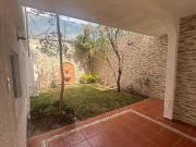 GRAN OPORTUNIDAD CASA REMODELADA CON 5 RECAMARAS UNA EN...