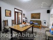 ¡GRAN OPORTUNIDAD DE INVERSIÓN! CASA PARA REFORMAR CON...