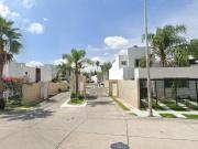 ! GRAN OPORTUNIDAD DE INVERSION ! HERMOSA Y AMPLIA CASA...