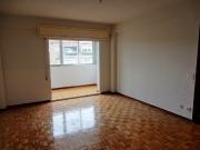 ¡Gran oportunidad en Avda. de Moratalaz!