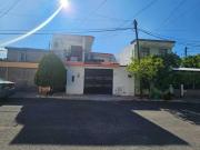 ¡Gran oportunidad en Querétaro! Casa con 7 recámaras en...