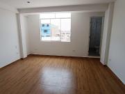 ¡GRAN OPORTUNIDAD EN SJL – VENTA DE PISO COMPLETO CON 2...
