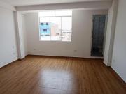 ¡GRAN OPORTUNIDAD EN SJL – VENTA DE PISO COMPLETO CON 2...