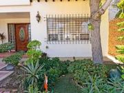 GRAN OPORTUNIDAD, AMPLIA Y EXCLUSIVA RESIDENCIA EN VILLANOVA