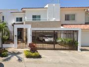 ¡GRAN OPORTUNIDAD! HERMOSA CASA