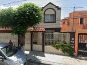 ¡GRAN OPORTUNIDAD! HERMOSA CASA