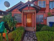 ¡gran Oportunidad! Hermosa Casa De 2 Pisos En Venta En Macul
