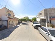 ! Gran Oportunidad ! Hermosa Y Amplia Casa En Una De Las...