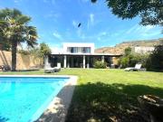 VENDO HERMOSA CASA ESTILO MEDITERRÁNEA SANTA ELENA CHICUREO