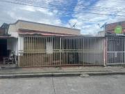 ¡GRAN OPORTUNIDAD! SE VENDE CASA CON TERRAZA EN ARMENIA