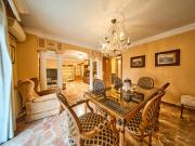 Gran piso en Cardenal Parrado