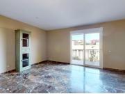 GRAN PISO EN EL CHIMENEÓN CON COCHERA Y TRASTERO