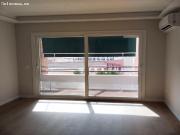 Gran piso reformado a estrenar con terraza en el barrio...