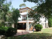 Gran propiedad rodeada de 1.2 Ha de terreno con piscina,...