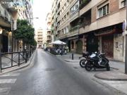 Gran rebaja de precio! Amplio local comercial en...