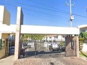 GRAN REMATE1 LINDA CASA A 10 MIN DEL BOSQUE URBANO...