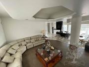 ¡GRAN RESIDENCIA EN PRIVADA CON TRES TERRENOS EN CONDADO...