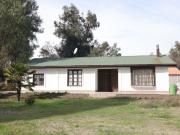 Gran terreno con dos casas