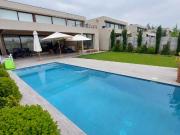 Gran Y Moderna Casa En Exclusivo Condominio Piedra Roja