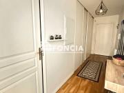 Grand 3 pièces avec terrasse en parfait état