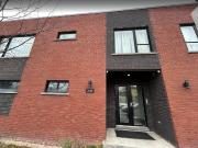 Grand 4 1/2 construction récente à Saint Sulpice Villeray