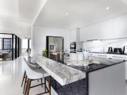 Grand 4 Pièces de 90 m² avec Balcon de 10 m² à Clichy –...