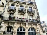 Grand appartement atypique refait à neuf
