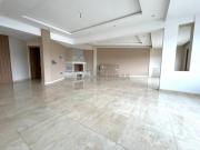 Grand appartement Bourgogne Ouest