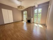 Grand appartement F3 de caractère