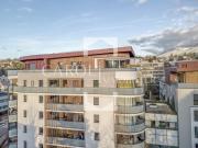 Grand Attique de 120m2 et sa terrasse panoramique à Annecy