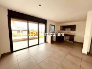 Grand Bois 97410 Location maison 4 pièces t4 parking Grand Bois 97410 Location maison 4 pièces t4 parking