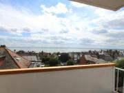 Grand Drive, Grand Court West, Leigh on sea, 2 Bedroom...