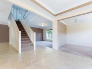 GRAND FAMILY HOME IN CLOVER HILL ESTATE