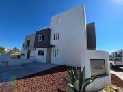 Grand Juriquilla | Casa en esquina, con baño y estudio en PB