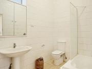 GRAND MANSION 2 BEDROOM VICTORIAN APARTMENT