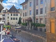 GRAND PONT 3, Appartement de 2.5 pièces duplex et...