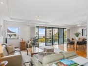 Grand Scale Luxury on Mount Street